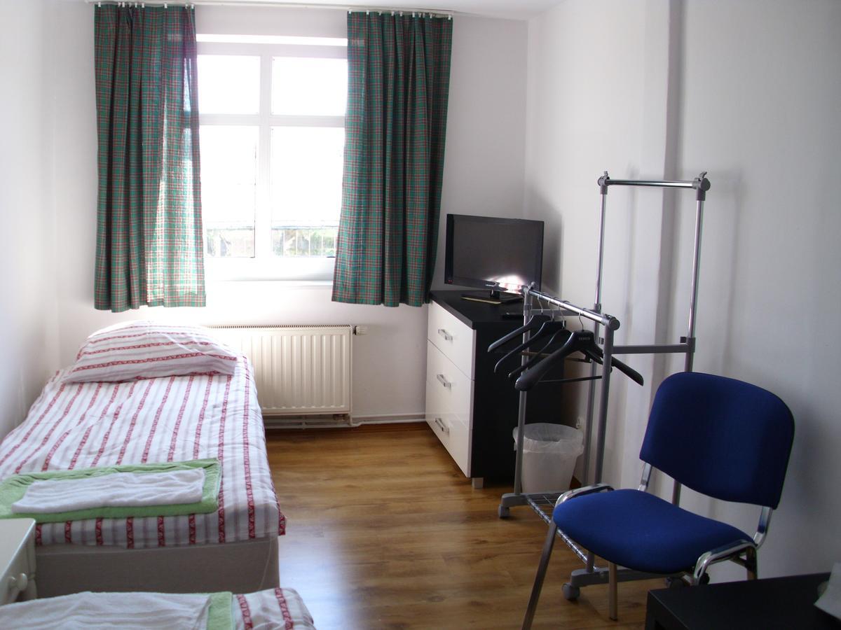 Pokoje Goscinne Irene Poznań Buitenkant foto