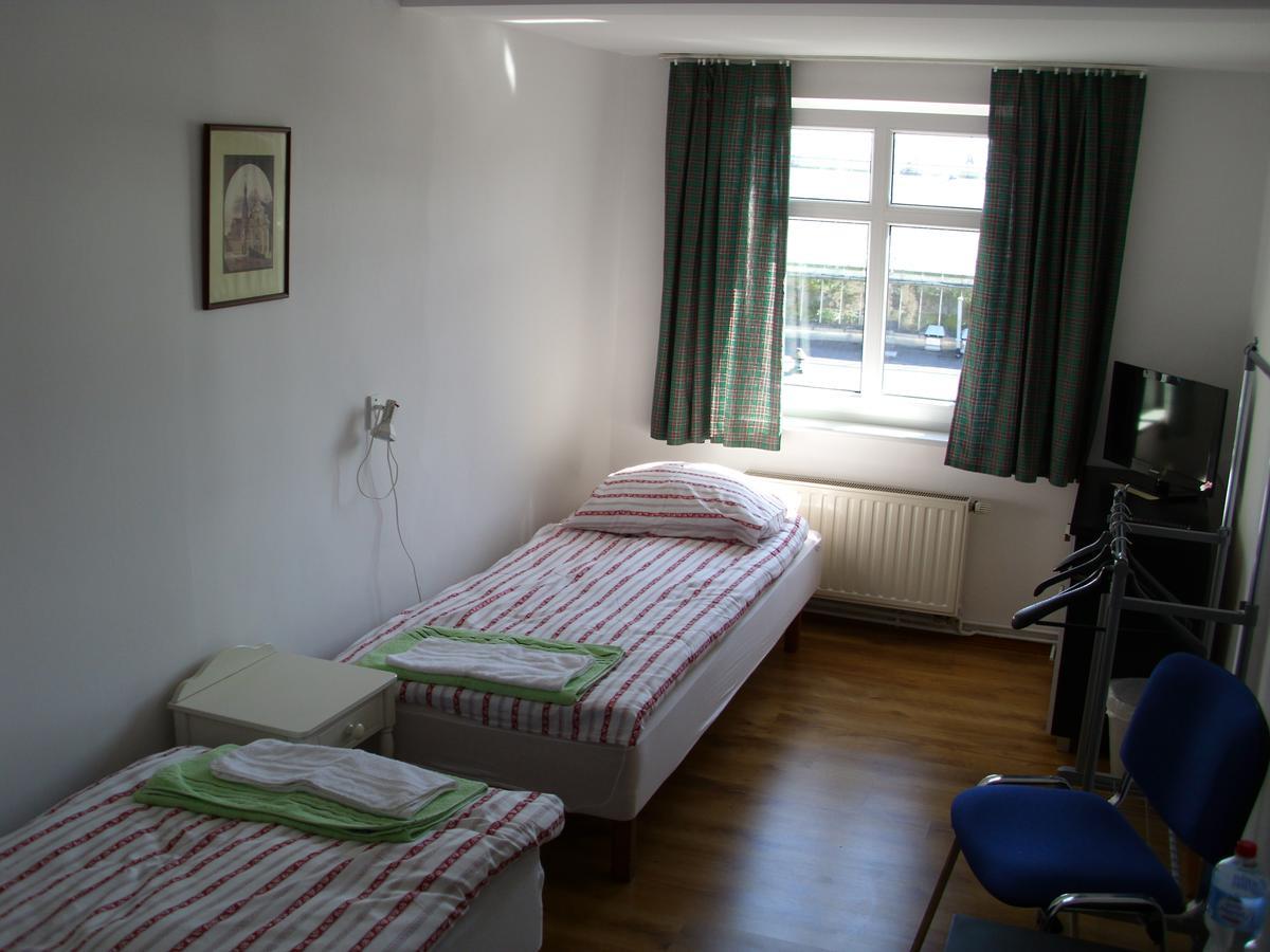 Pokoje Goscinne Irene Poznań Buitenkant foto